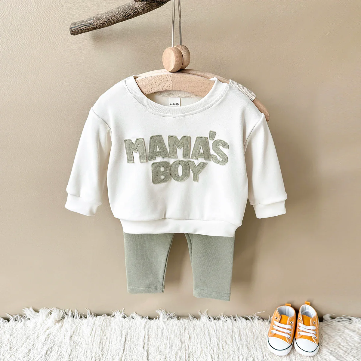 Baby "MAMA'S BOY" Graphic Sweatshirt Set – Warm Suit - Image 3