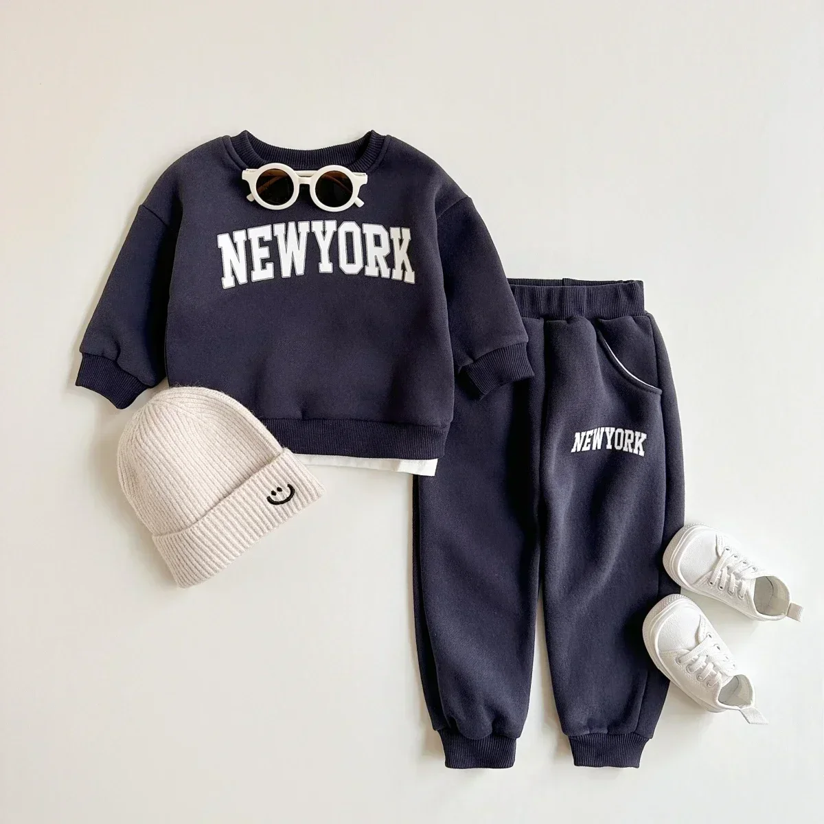 Baby 2-Piece Set – New York Print Top & Pants - Image 4