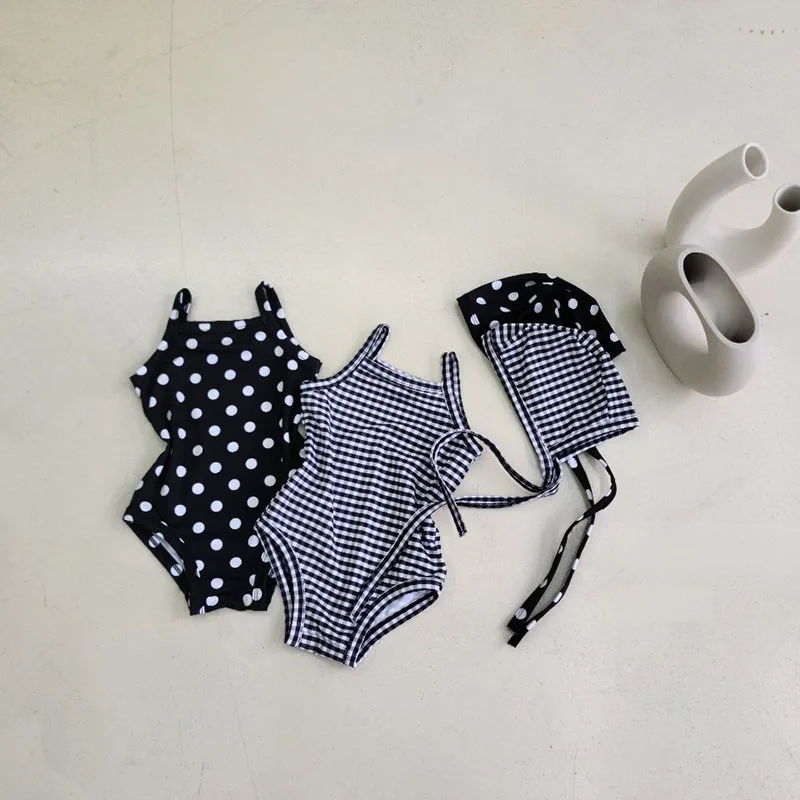 Baby Girl Swimwear Set – One-Piece with Sun Hat - Image 6