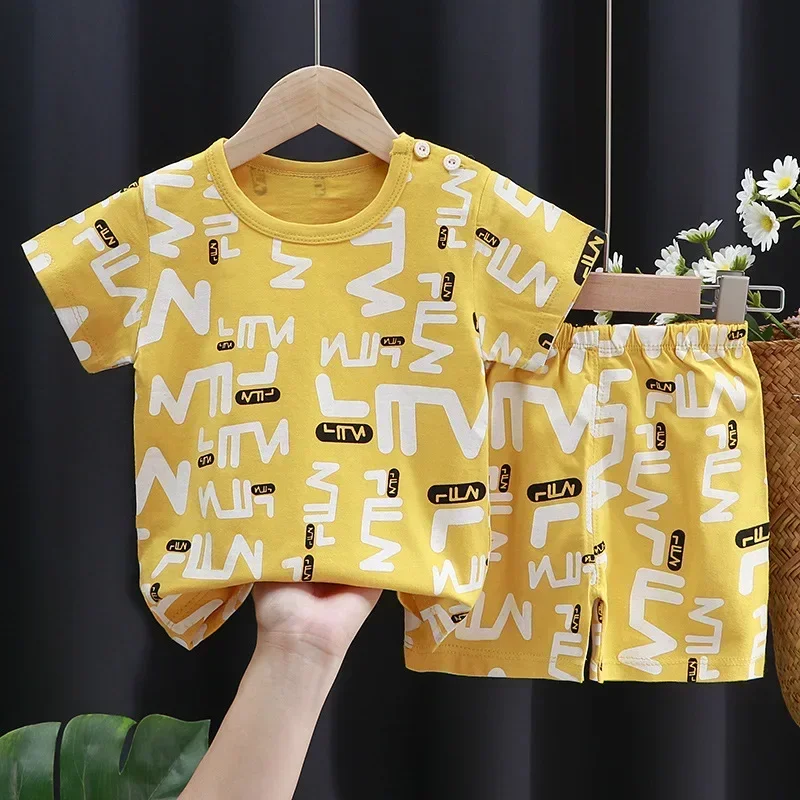 Cartoon Print Contrast T-Shirt & Shorts Set - Image 5